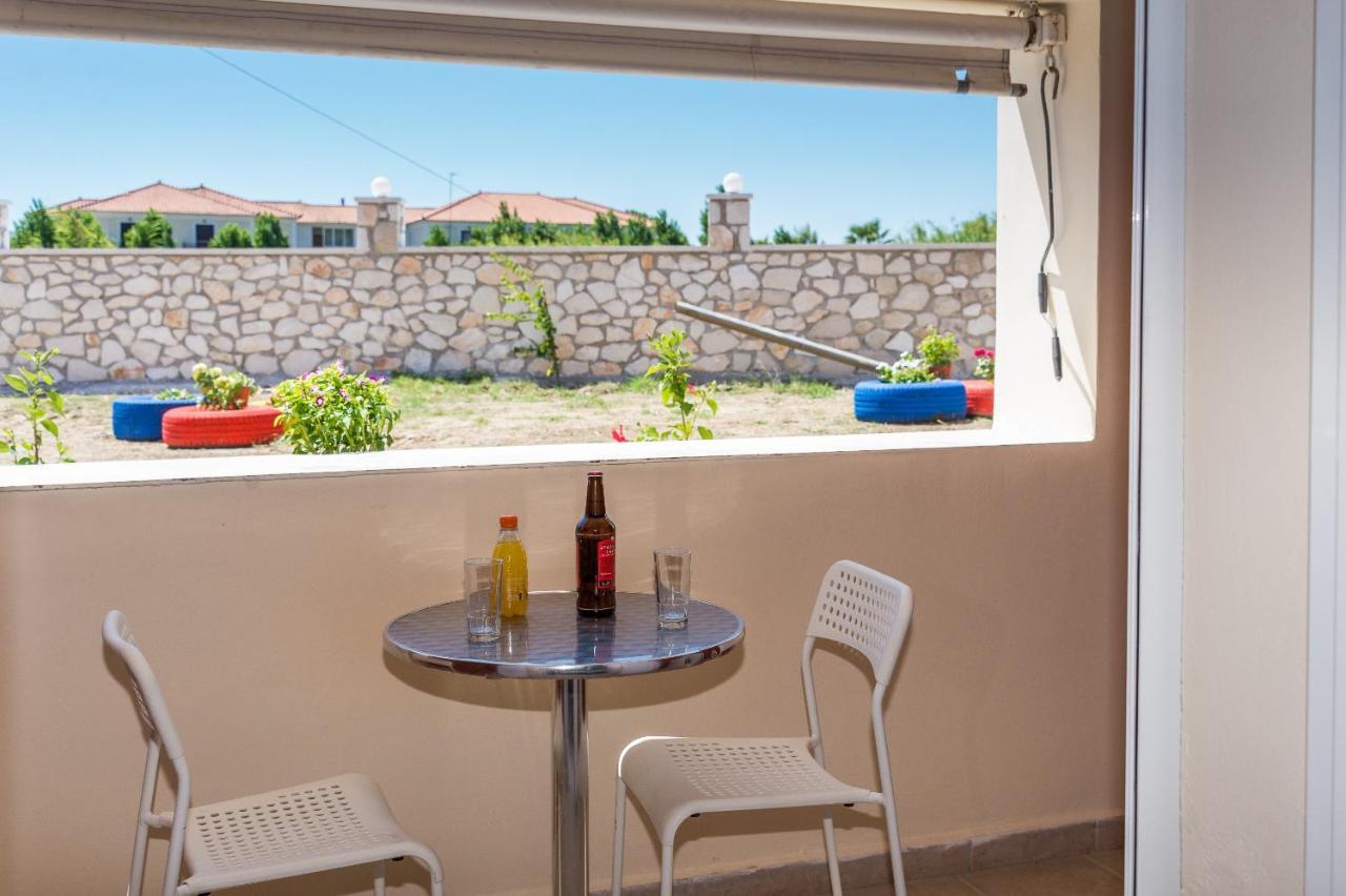 Aparthotel Avyssos Residents Kalamákion Exterior foto